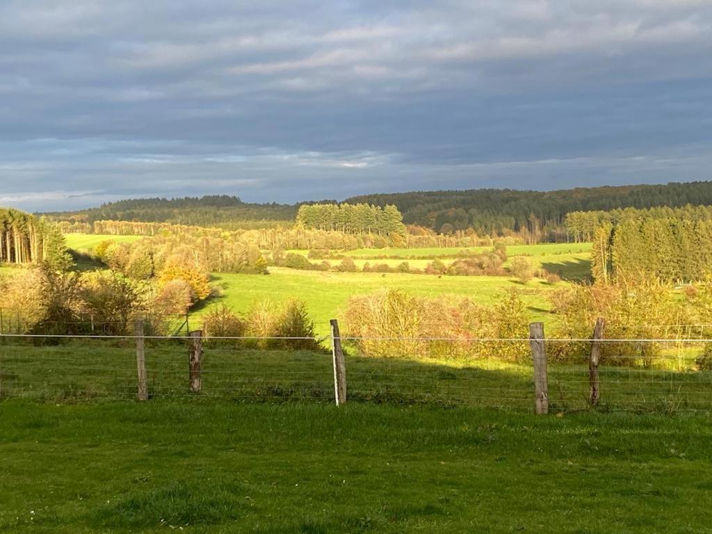 Pipowagen Monceau-En-Ardenne Vila Bièvre Exterior foto